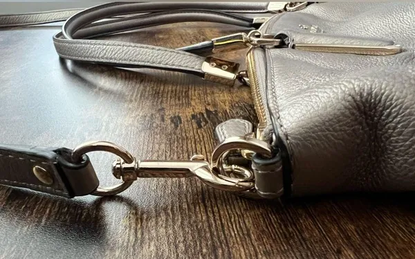 Coach | ladies Kelsey crossbody satchel handbag. - Image 11