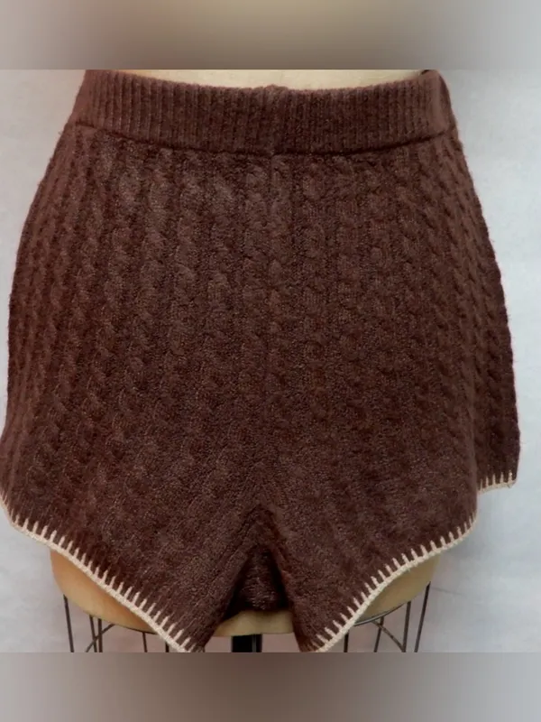NWOT UGG Rylynn Cable Knit Pullover top & Azriel Cable Knit Short - Image 5