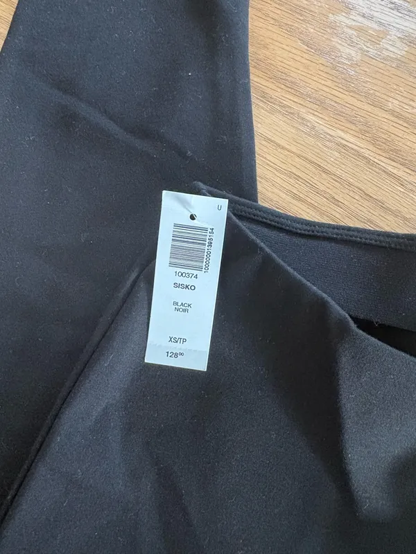 Aritzia Black Slim Tailored Pants - Image 5
