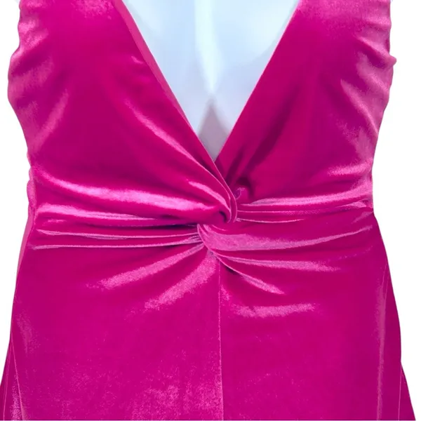 REVOLVE More To Come Kimmie Pink Velvet Mini Dress M Open Back Birthday Party - Image 7