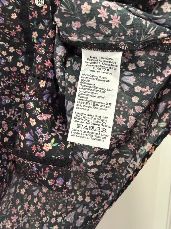 Jcrew Lace-Trim Button-Up Shirt in Liberty Strawberry Floral Fabric Size 2 - Image 6