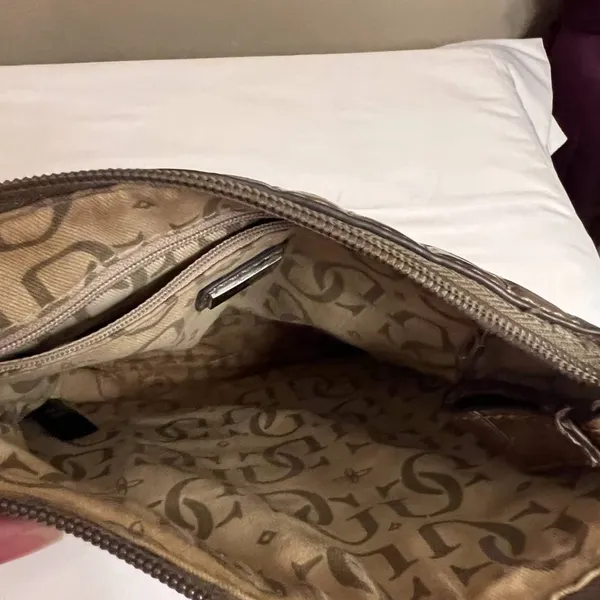 Guess Gold Faux Croc leather crossbody with zipper closure, zipper pouch‎ inside - Image 6