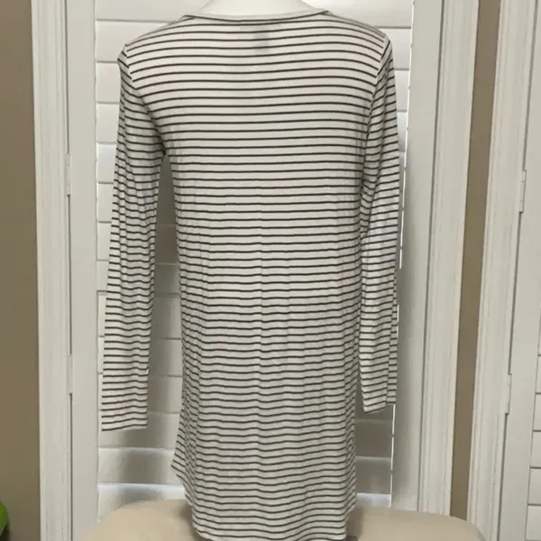FOREVER 21 - Image 3