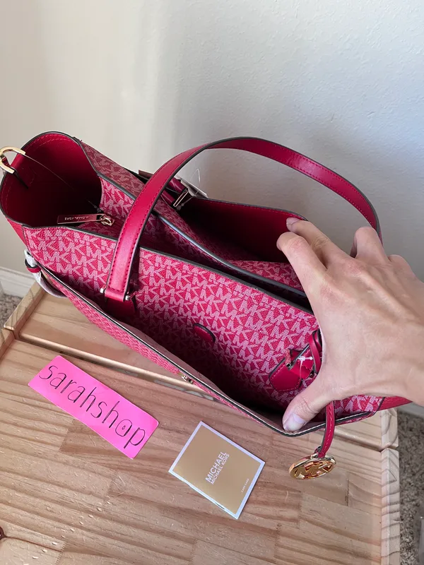Michael Kors 3 In 1 Tote - Image 12
