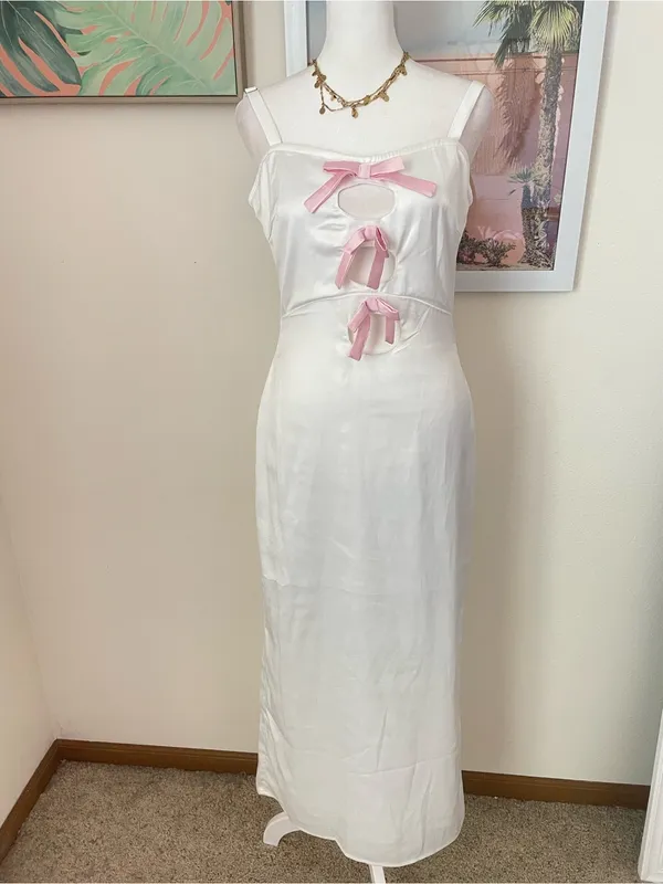 Bella Via The Alexandra Maxi Dress Satin Cutout White Pink Bow Small - Image 4