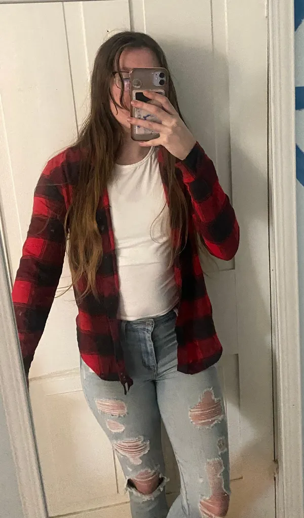 Red and black boyfriend fit flannel - Image 3