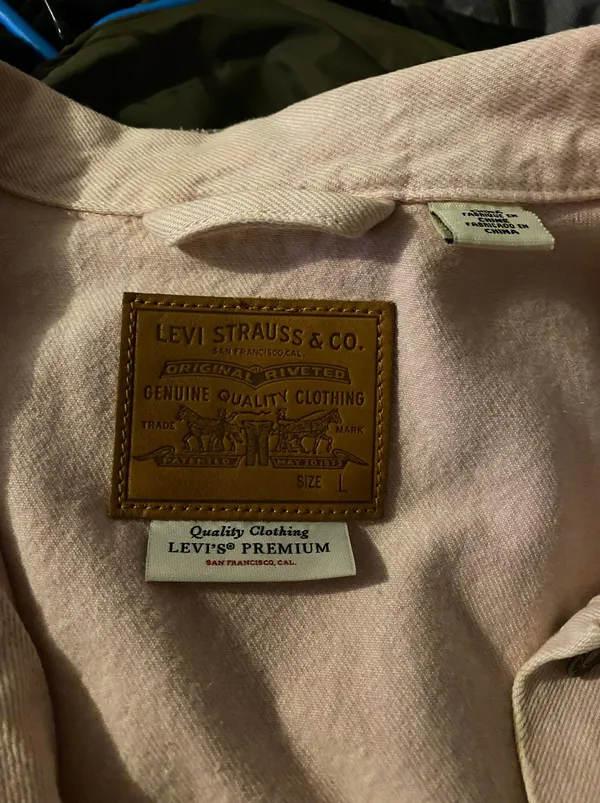 Levi's Pink Jean Jacket - Image 6
