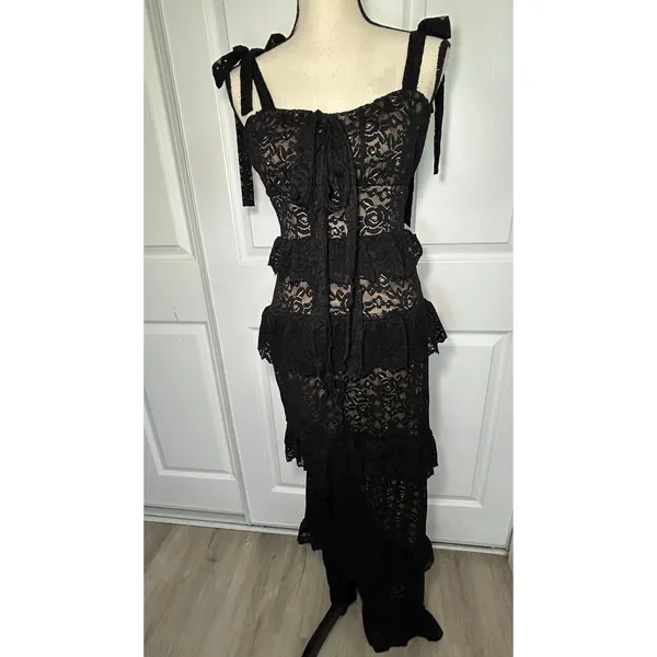 Show Me Your Mumu Black‎ Lace Maxi Dress M NWT Monique Tiered Wedding Formal - Image 3