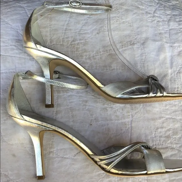 Enzo Anglionini‎ Heels - Image 5