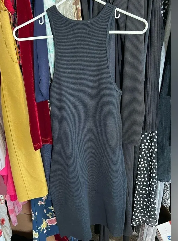NWOT Small tall dress ribbed - Image 3
