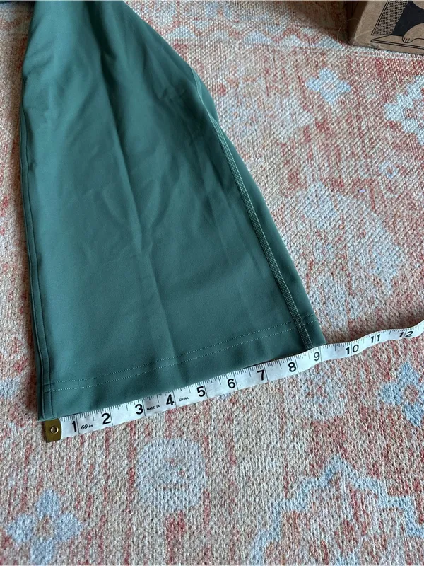 Lululemon everlux high rise cargo flared pant sage eucalyptus W5GQ6S size 8 - Image 7