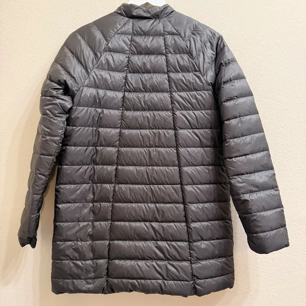 Athleta ReversaWarm Down Puffer Coat Jacket size Small‎ Packable Lightweight - Image 9