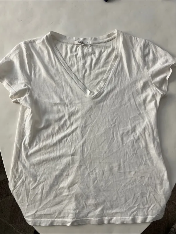 No End Denim Supima Cotton Deep V-Neck Tee White Small $59 - Image 4