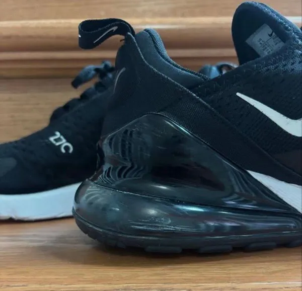 Nike Air Max 270 Black and White Sneakers - Image 9