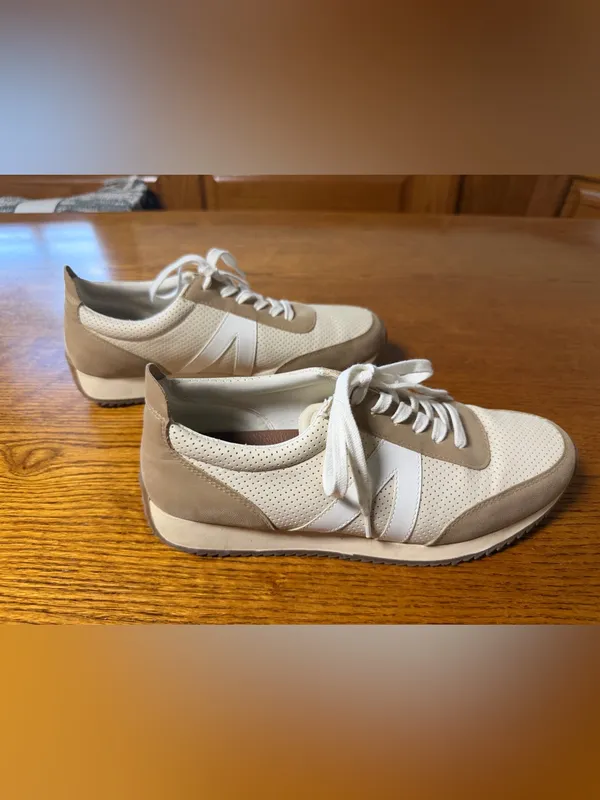 MIA Women’s Kable Sneakers - Image 3