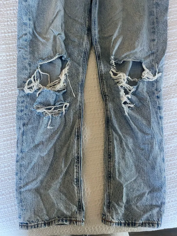 American Eagle Jeans - Image 6