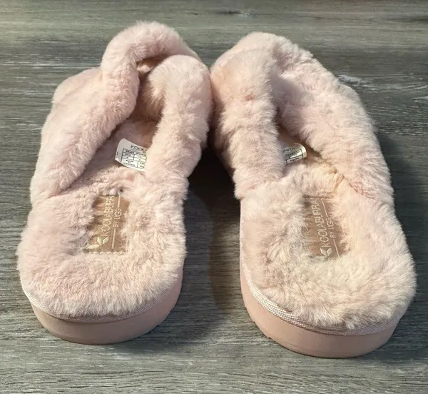 Koolaburra by Ugg Pink Faux Fur Slide Sandal Slippers - Image 5