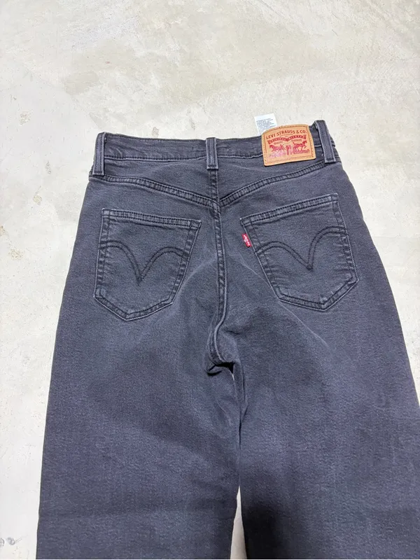 Levi’s ribcage straight ankle Black Relaxed Straight Jeans 26 x 27 - Image 8