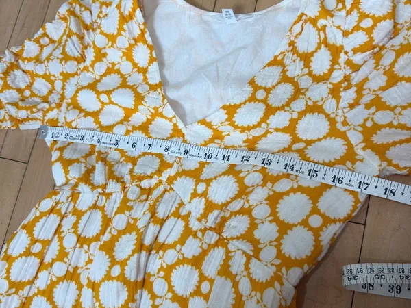 Time and Tru Women's Cotton Tiered Midi Dress in yellow and white Size XS 0-2 - Image 9
