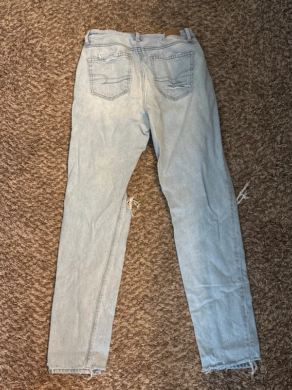 American Eagle Jeans - Image 2