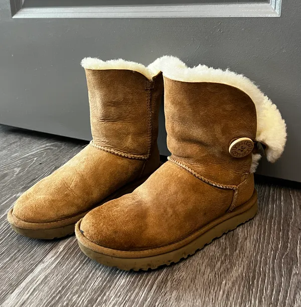 UGG Bailey Button Short Boots - Image 4