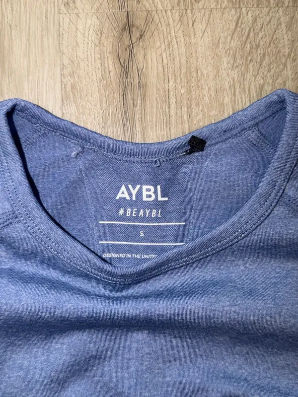 AYBL Women's Seamless Cropped Short Sleeve Gym Top - Image 3