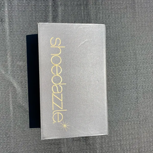 ✨ NIB / NWT ShoeDazzle Celestina Size 8.5 Clear Bow Crystal Sandals Heels $60.00 ✨ - Image 15