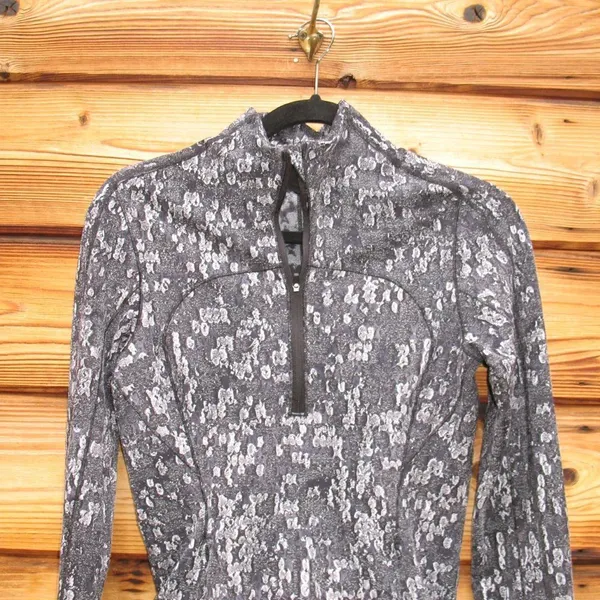 Lululemon Run Briskly 1/2 Zip Eventide Jacquard top Pullover - Image 6