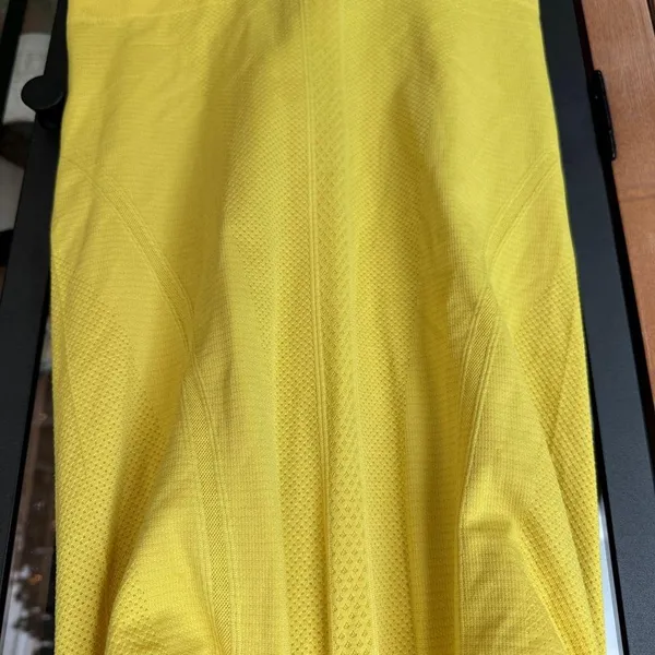 Lululemon Swiftly Tech Tank Top workout tee Sonic mustard racerback soleil - Image 4