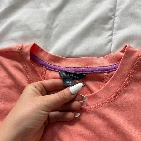 Eddie Bauer Womens Small Coral Heather Short Sleeve Active Tee Zipper Pocket - Image 2