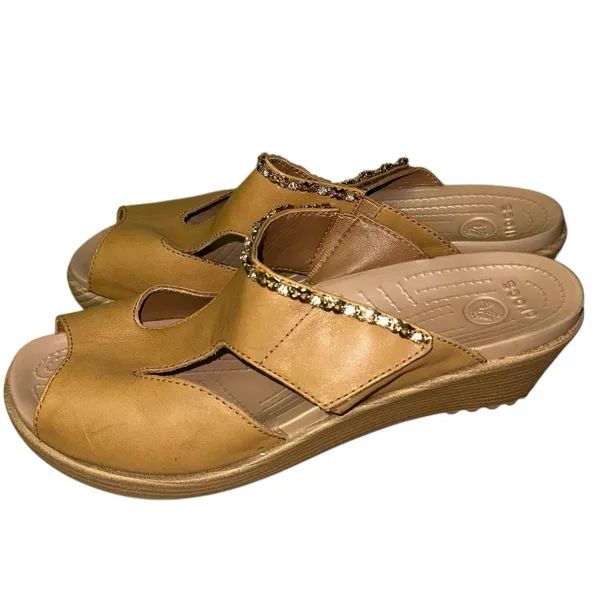 Crocs Gold Wedge Sandals Women's Size 9 Rhinestone Comfort Slides Metallic‎ - Image 3