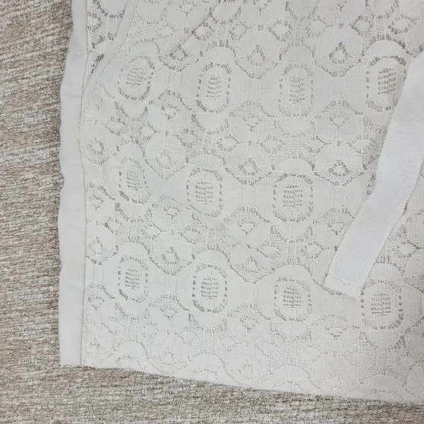 Ann Taylor LOFT Lace Shorts Womens 12 White Loose Elastic Waist Resort Vacation - Image 9