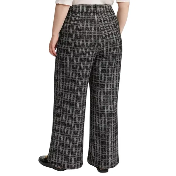 Size 16: Torrid Pull-On Wide Leg Boucle High Rise Pant - Image 3