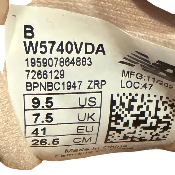 New Balance 57/40‎ Valentine's Day Athletic Sneakers Women's 9.5 Mesh W5740VDA - Image 6