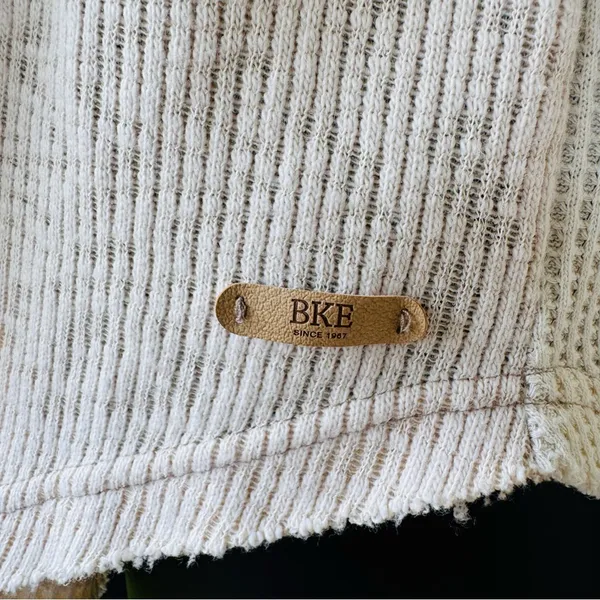 BKE Women’s Waffle Knit Quarter Zip Hoodie Small Cream Hooded Pullover - Image 6