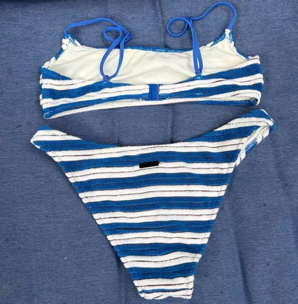 Triangl striped bikini - Image 4