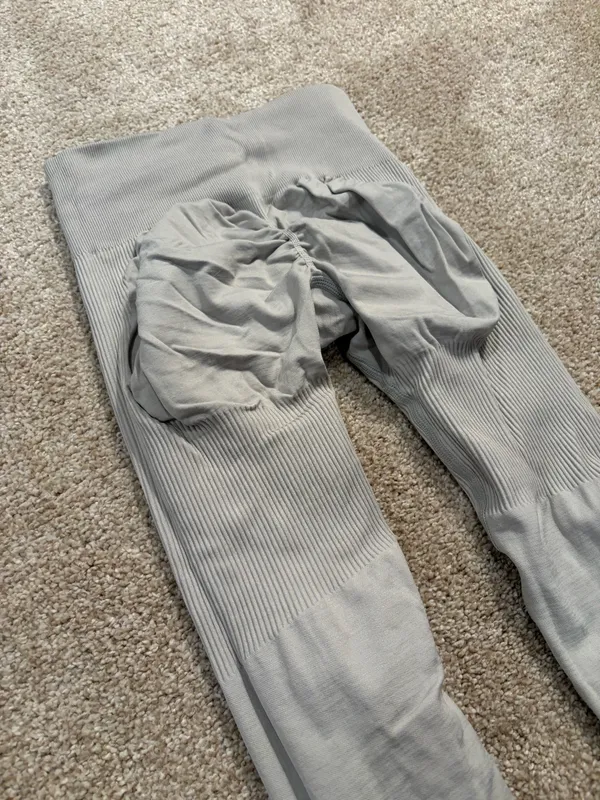Lazuli Label Scrunch Sculpt Leggings - Image 2