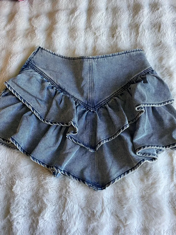 Boutique Jean Skirt - Image 4
