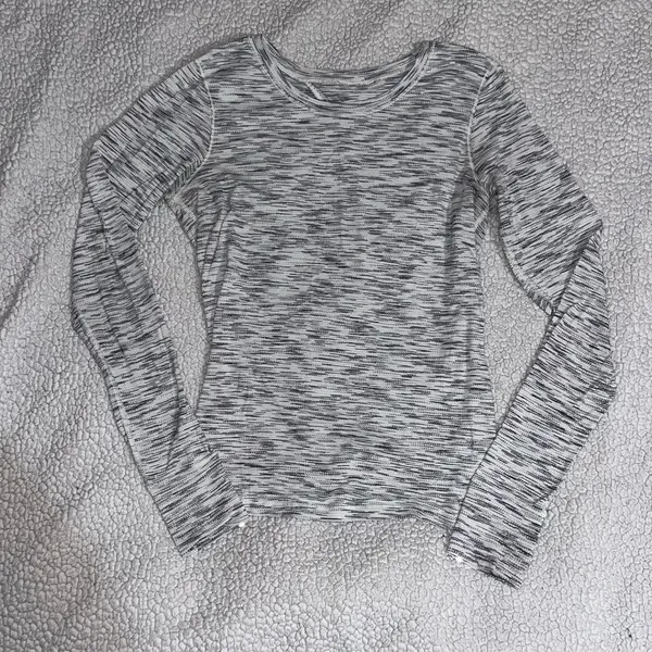 Lululemon Beat The Heat Long Sleeve - Image 5
