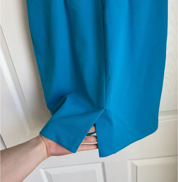 Calvin Klein‎ Side Ruched Horseshoe Neck Sz 8P TEAL Sleeveless Sheath Dress - Image 4