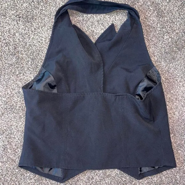 Black Star City tank top vest in size M - Image 3