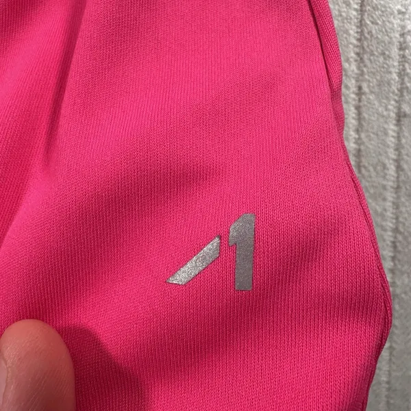 WOMEN'S PINK ACTIVEWEAR SHIRT Size Small V-Neck Open Split Back Workout Top Gym - Image 6