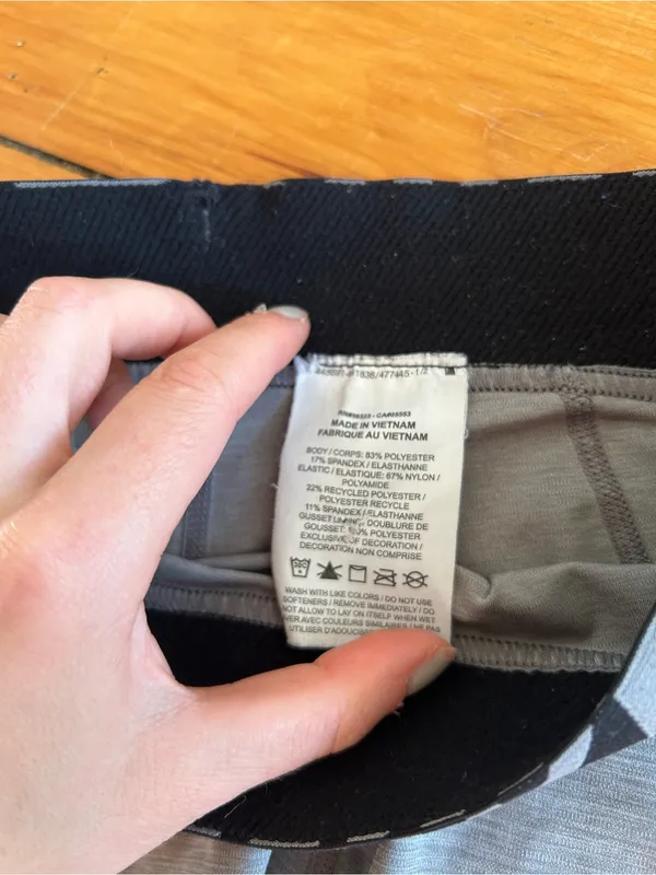 ☀️3/$25 Nike Training Pro 365 gray small shorts - Image 3