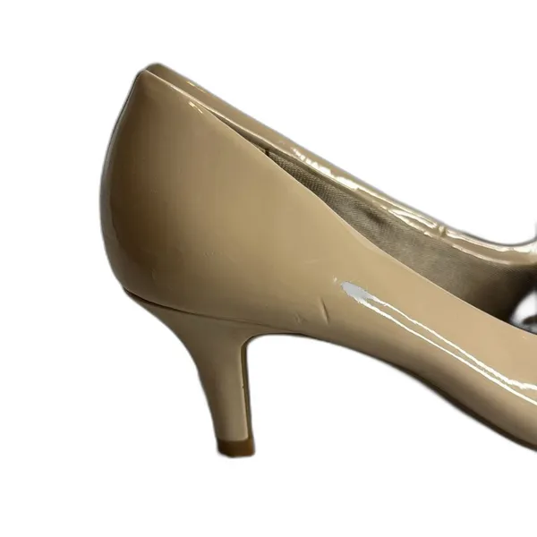 LifeStride Womens Parigi Pumps Beige Faux Leather Kitten Heels 8.5 M - Image 4