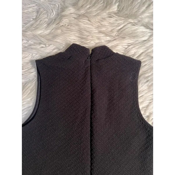 inTu. Women's Size Small Sleeveless Mock Neck Top Black Textured Zip Back TW2908 - Image 6