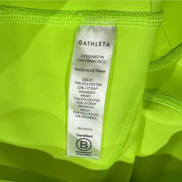 Athleta Stay Fly 9in Shorts Athletic Neon Women’s XS - Image 3