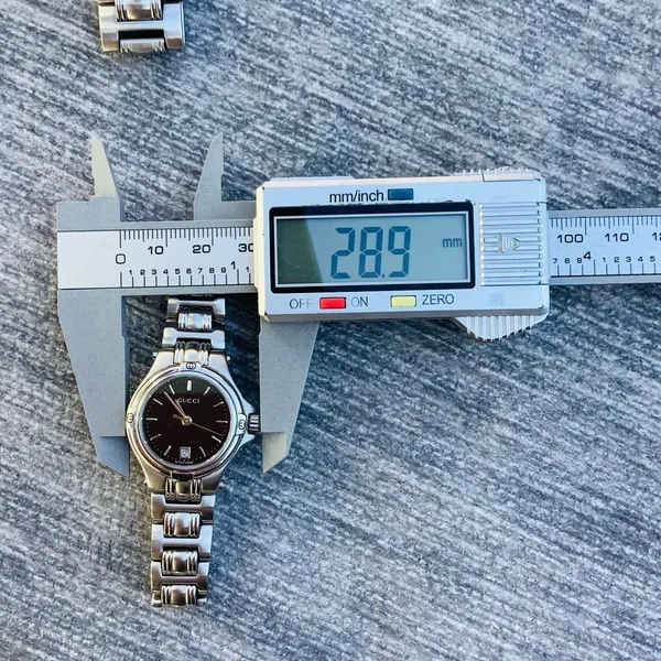 Authentic GUCCI watches for HER👒and HIM 🎩 - Image 10