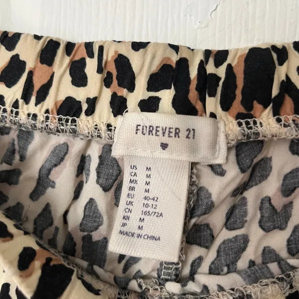 Forever 21 Leopard Print Pajama Pants - Size M - Image 5