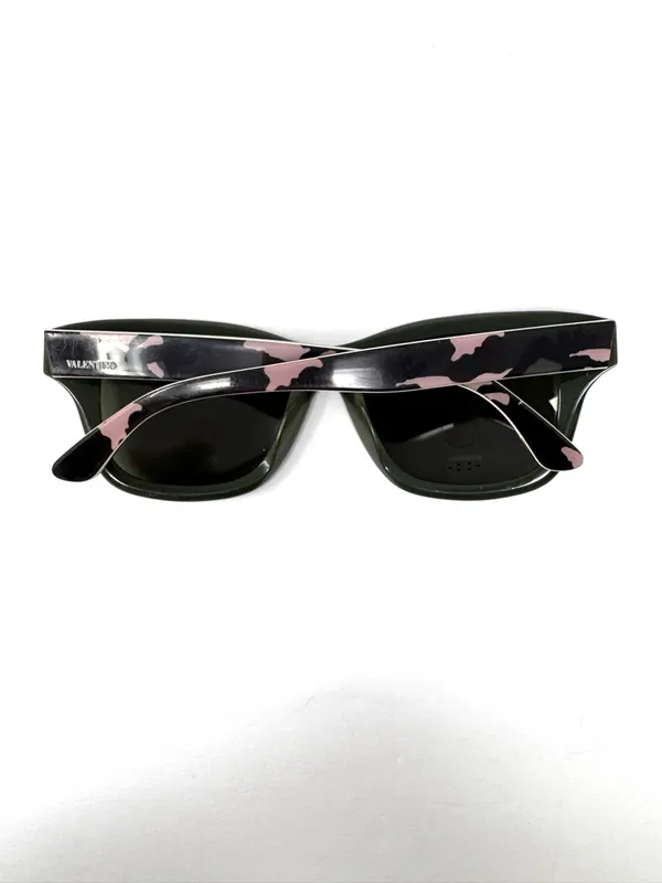 VALENTINO GARAVANI Rockstud safari sunglasses, unisex, made in Italy - Image 7