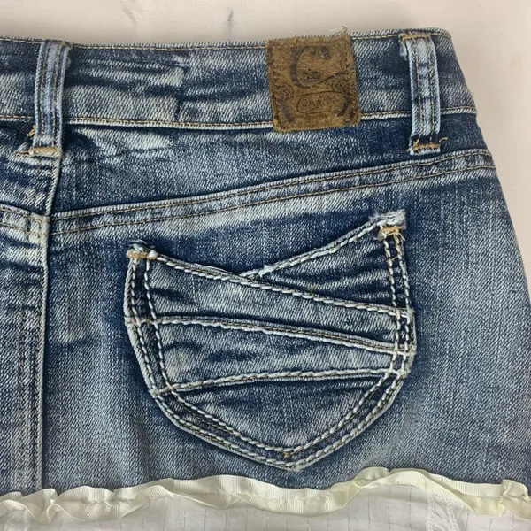 Candie's size 5 30 Asymmetrical Denim White Skirt ruffle cowgirl y2k vintage vib - Image 12